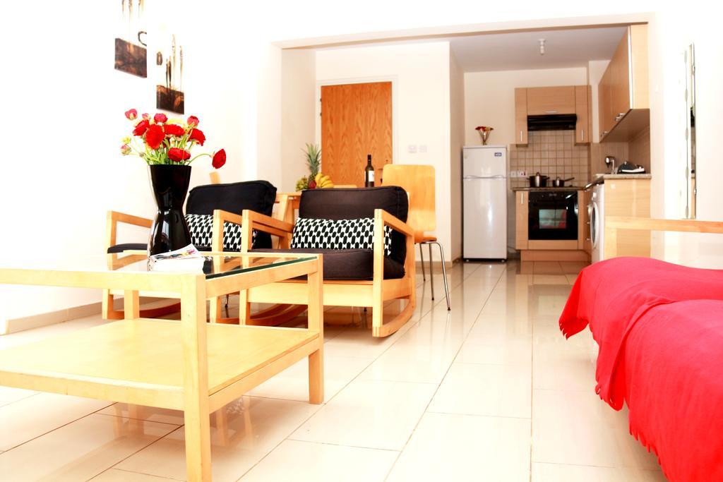 Photothea Apartments Protaras Bagian luar foto