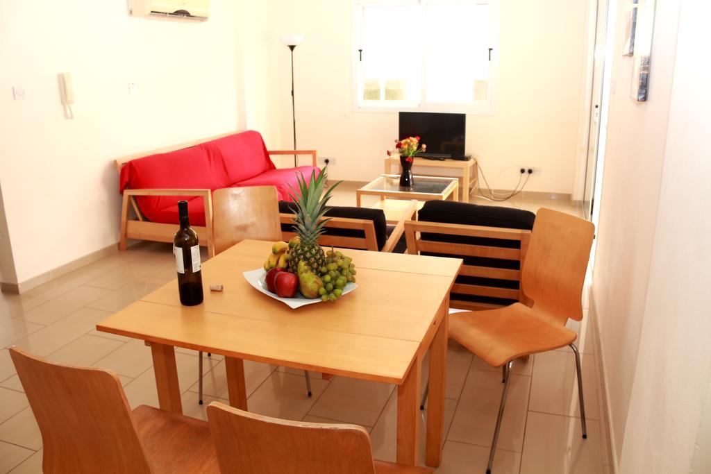 Photothea Apartments Protaras Bagian luar foto